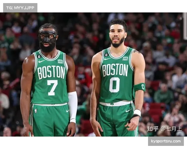 凯尔特人团队攻势解析 五人得分上双展阵容平衡性
